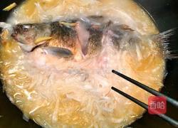 白萝卜丝鲫鱼汤的做法图解5