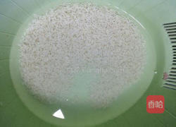 炒糯米饭的做法图解1