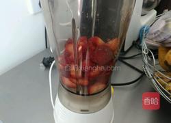 草莓芝士慕斯蛋糕的做法图解1