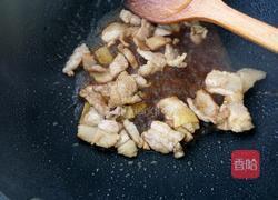 肉片炒青椒的做法图解3