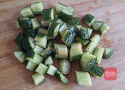 麻辣腌黄瓜的做法图解1