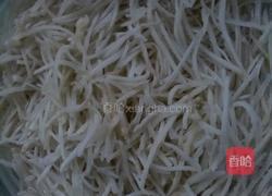 孜然土豆丝的做法图解2