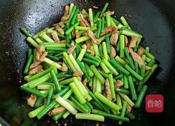 蒜毫炒肉的做法图解6
