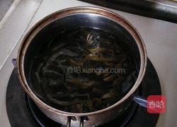 蒜泥海带丝的做法图解3