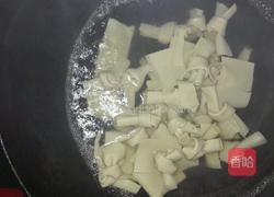 彩椒炒豆腐皮结的做法图解4