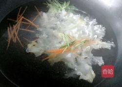 凉拌银耳的做法图解2