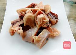 红烧鸡肉的做法图解1