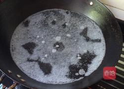 猪骨头萝卜汤的做法图解2