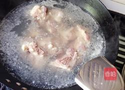 猪骨头萝卜汤的做法图解3