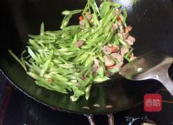 扁豆丝炒肉的做法图解7