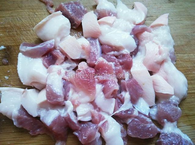 肉切小块