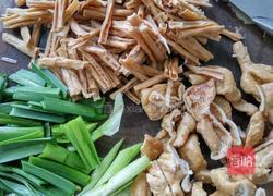 干笋肥肠的做法图解2