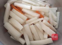 糖醋腌萝卜条的做法图解5
