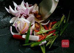 香辣洋葱炒鱿鱼的做法图解10