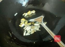 蒲公英炒鸡蛋的做法图解6