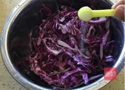 凉拌甘蓝的做法图解2