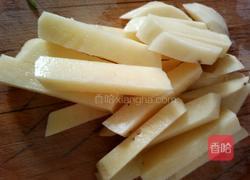 香炸土豆条的做法图解2