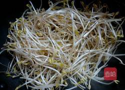 醋溜绿豆芽的做法图解4