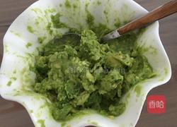 牛油果酱虾仁的做法图解1