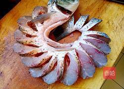 孔雀开屏鱼的做法图解3