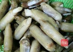 葱姜辣炒蛏子的做法图解1