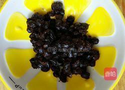 香辣豆豉蒸鲈鱼的做法图解3