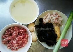 虾仁三鲜馄饨的做法图解1