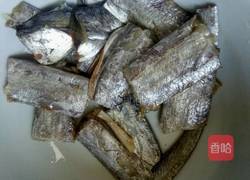 酥炸带鱼的做法图解1