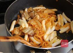 泡菜炒年糕的做法图解7