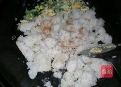 鸡蛋火腿炒饭的做法图解4