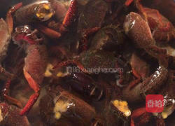 鲜煮小龙虾的做法图解1