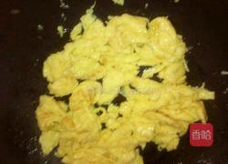 火腿炒鸡蛋的做法图解3