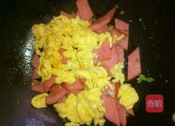 火腿炒鸡蛋的做法图解5