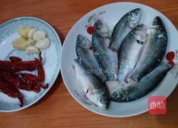 香辣小鱼的做法图解2