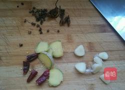 红烧仔鸡的做法图解3