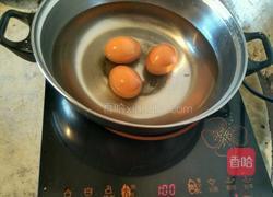 醋泡鸡蛋的做法图解1