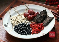 首乌乌鸡汤的做法图解2