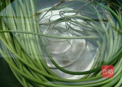 腌蒜苔的做法图解1