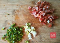 腊肠炒饭的做法图解2