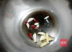 蒜薹鸡蛋的做法图解7