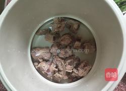 胡萝卜炖排骨的做法图解4