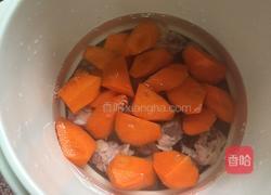 胡萝卜炖排骨的做法图解6