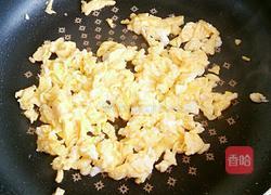 黄瓜火腿炒鸡蛋的做法图解3