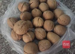 琥珀核桃的做法图解1