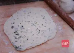 Illustration of how to make scallion pancake 6