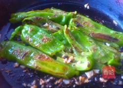 干豆豉煎虎皮青椒的做法图解9