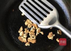 牛奶鸡蛋醪糟的做法图解2