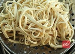 牛肉粉丝汤的做法图解3