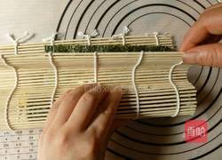 果蔬鸭蛋寿司卷的做法图解13