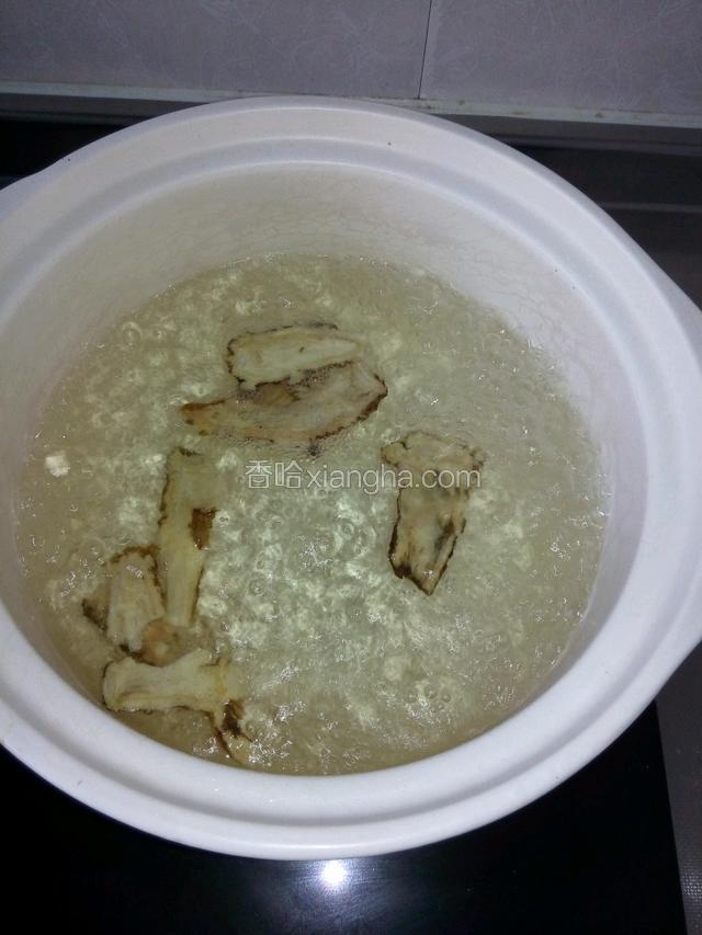大火煮开后，改小火煮20分钟
